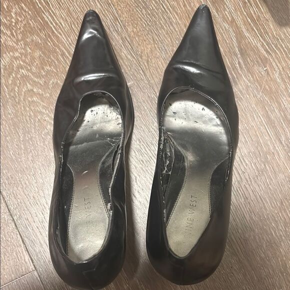 Nine West Black Heels Sleek Pointed-Toe Design - Picture 1 of 3